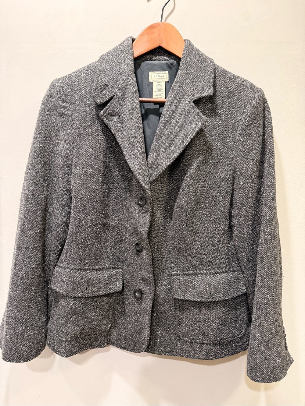 L.L.Bean Wool Silk Herringbone Tweed Blazer Gray M Petite